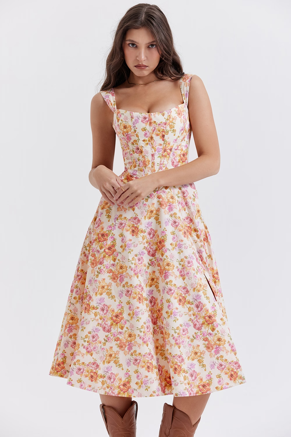 Amara Bloom – Vestido midi floral con abertura y tirantes anchos