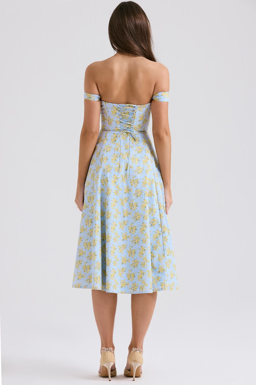 Amara Bloom – Vestido midi floral con abertura y tirantes anchos